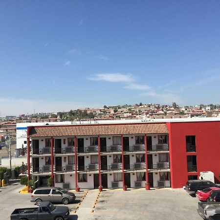 Hotel Descanso Inn Тихуана Экстерьер фото